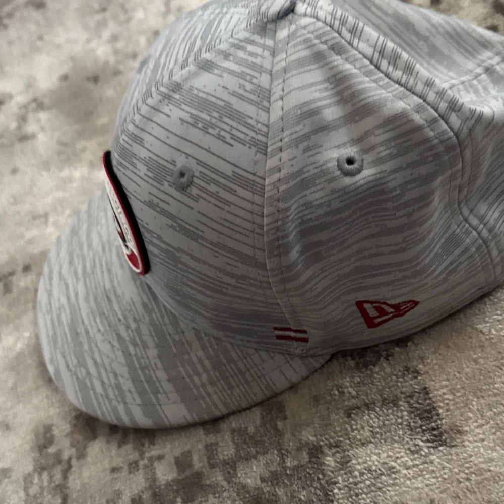 New Era San Francisco 49ers Gray Snapback Hat NFL Adjustable Cap OS